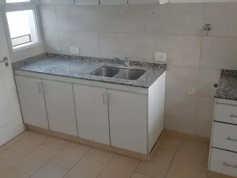 VENTA DE DEPARTAMENTO 3 AMB EN COMPLEJO CERRADO APTO CRÉDITO