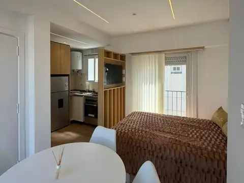 1 ambiente con balcón terraza