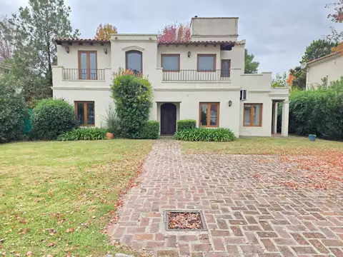 VENTA CASA 5 AMB PILETA COUNTRY PUEYRREDON PILAR