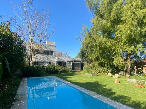 Casa en VENTA-El Lucero-3 dorm APTA CREDITO