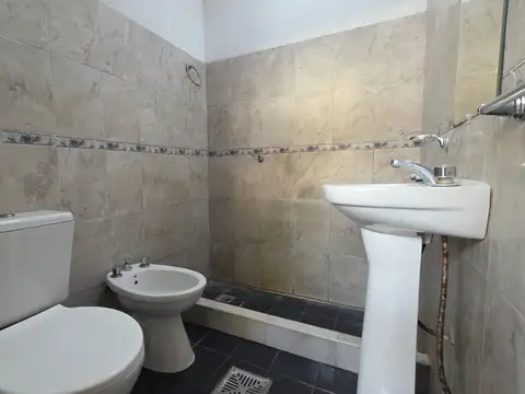 Departamento en Alquiler en Llavallol, $ 350.000