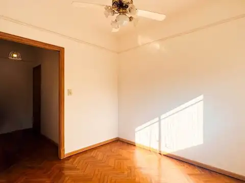 Departamento en Venta en Balvanera, USD 55.000
