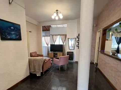 Depto Tipo Casa en Venta de 4 ambientes