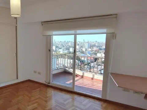 Alvarez Thomas 3200, Piso 17