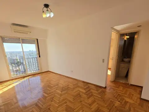 Alvarez Thomas 3200, Piso 17
