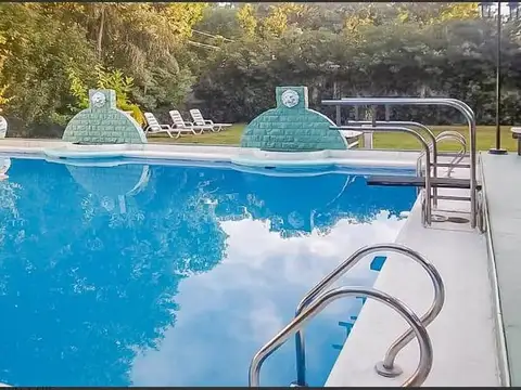 Casa en Venta con 1 cochera