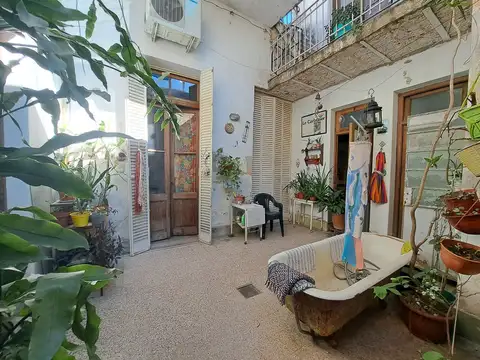 Depto Tipo Casa en Venta 50 años