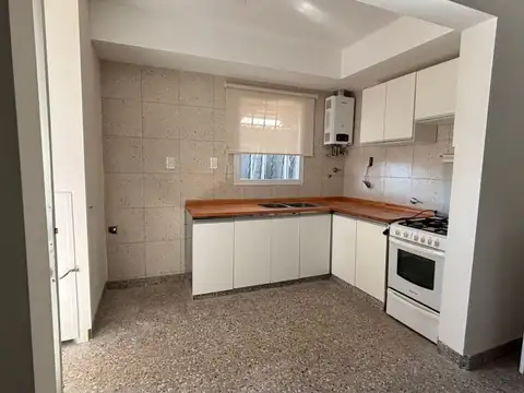 Casa en planta alta - Arroyito
