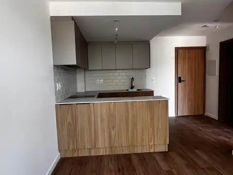 Departamento en Alquiler con 1 cocheras