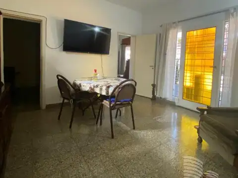 Depto Tipo Casa en Venta de 4 ambientes