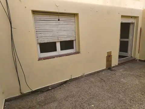 Departamento en Alquiler en Constitución, $ 650.000