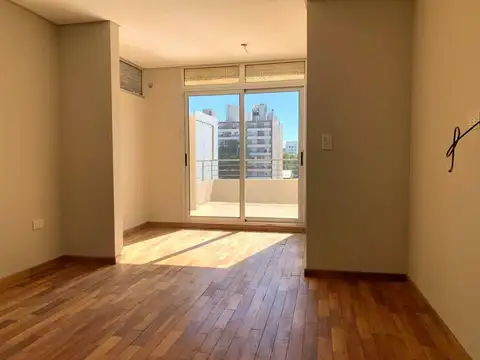 Departamento en Alquiler en Echesortu, $ 700.000