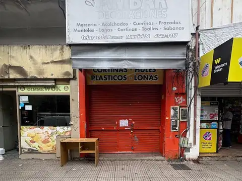 LOCAL EN LINIERS EN PLENO FOCO COMERCIAL 