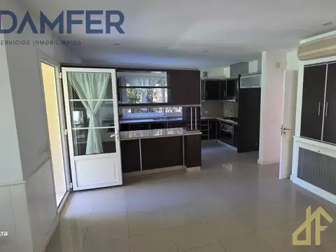 Casa en Venta en Punta Chica, USD 1.300.000