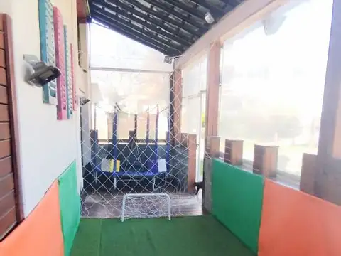 Venta local  + Dto 2 amb /gas nat lote 270m2 250m2 cub