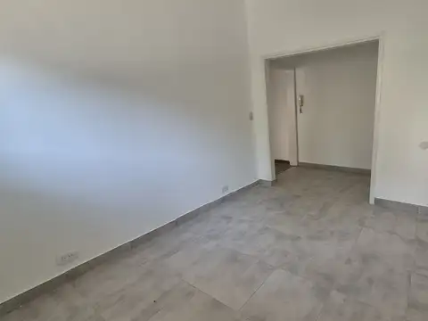 Depto Tipo Casa en Alquiler de 3 ambientes