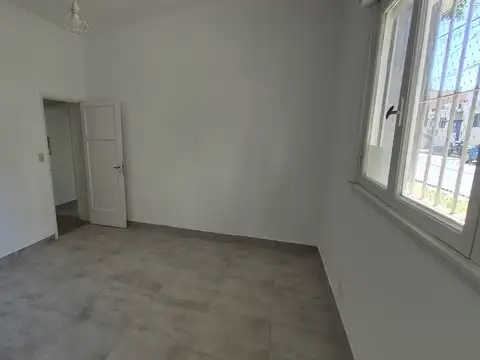 Depto Tipo Casa en Alquiler 60 años