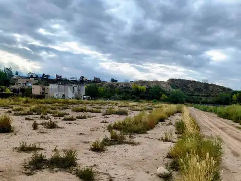 Terreno en Venta de 8300,0 m2