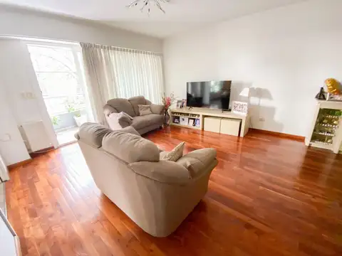 Departamento en Venta con 2 cocheras