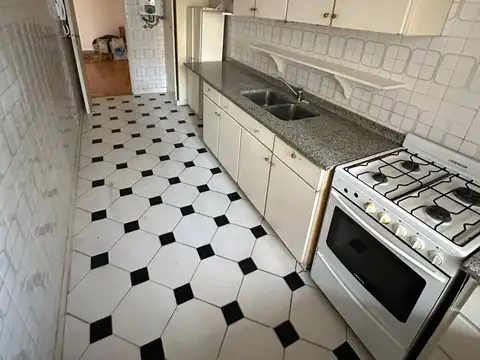 Departamento 4 ambientes con 2 baños
