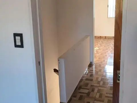 Duplex 3 ambientes con patio en Hurlingham