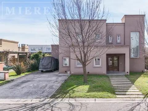 Casa en venta en Santa Guadalupe