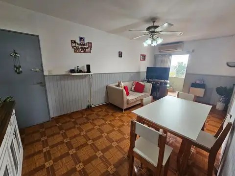 DEPARTAMENTO EN VENTA 4 AMBIENTES - M. CORONADO