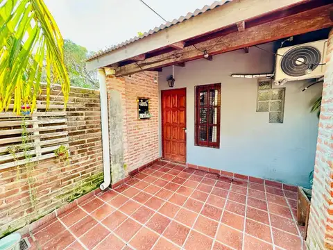 Depto Tipo Casa en Venta en Villa Adelina, USD 110.000