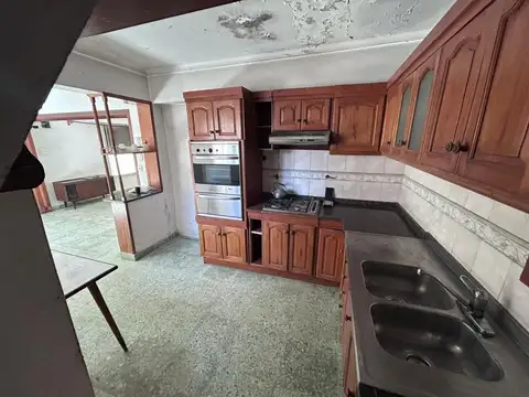 Depto Tipo Casa en Venta 45 años