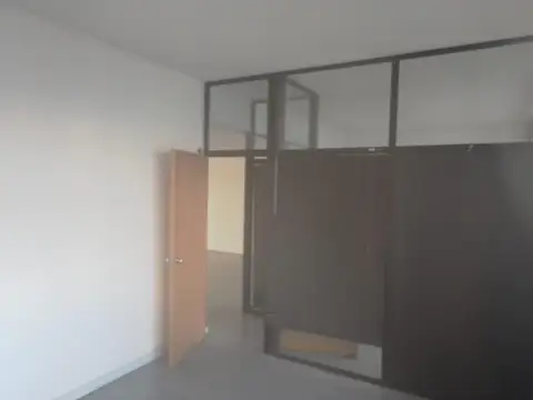 Oficina en Alquiler 40 años