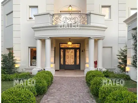 Casa en Venta en El Nacional Club De Campo, USD 480.000