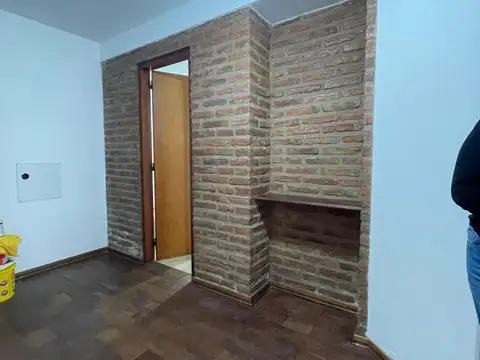 Oficina 3 ambientes con 1 baño