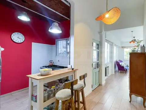 Casa 4 ambientes con 1 baño