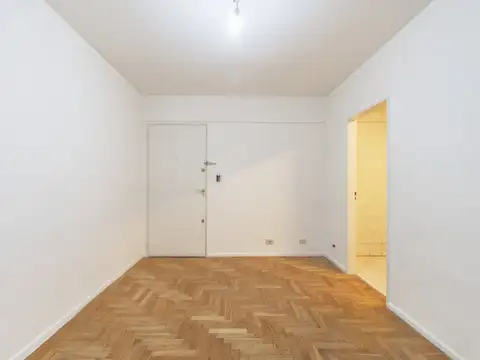 Avenida Coronel Díaz 2400, Piso 4