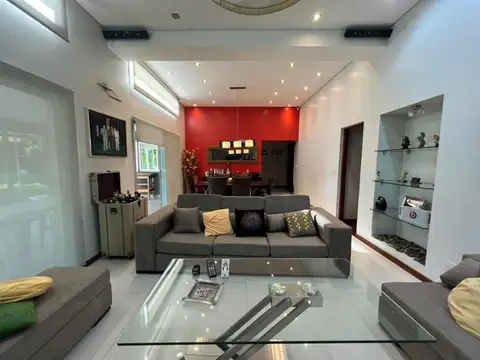 Casa en Alquiler en Fincas de Iraola I, USD 2.000