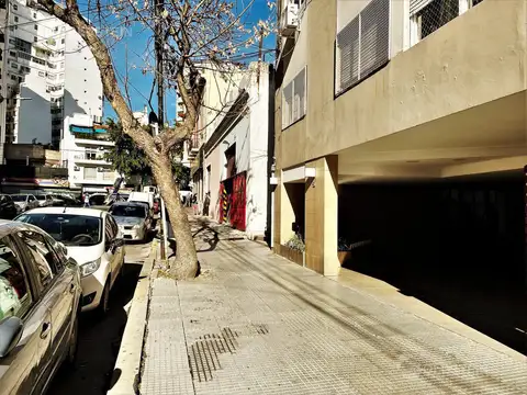 Cochera en subsuelo actualmente con renta