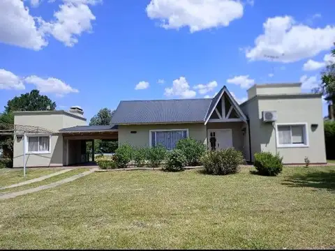 ALQUILER de casa en   Barrio Aero Country Club, General Rodriguez