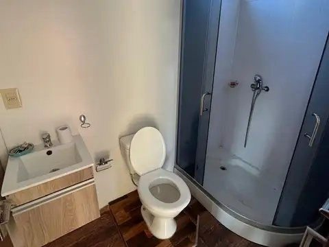 Casa en Alquiler con 1 cochera