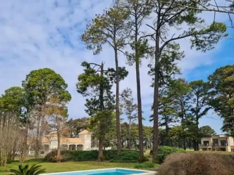 Pinares Golf & Country Club Rp 192