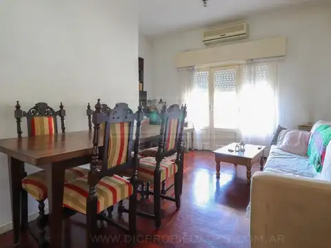 Depto Tipo Casa en Venta de 3 ambientes