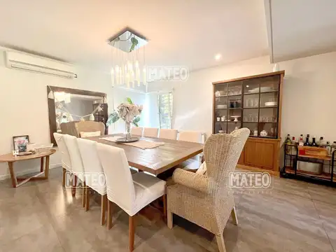 IMPORTANTE PROPIEDAD EN BARRIO GORRITI