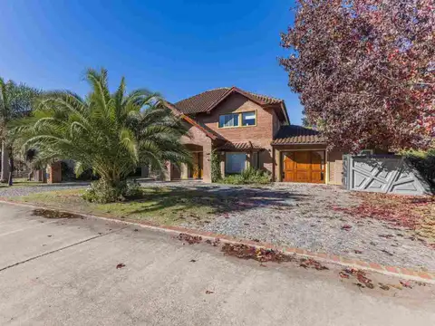 VENTA EXCLUSIVA CASA 5 AMBIENTES BOCA RATON