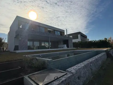 Casa en Venta al Noreste