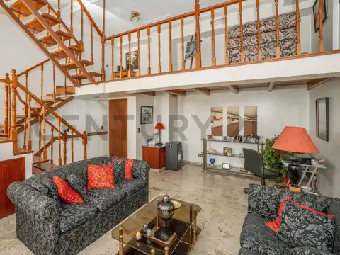 CASA 5 AMBIENTES C/COCHERA VILLA URQUIZA