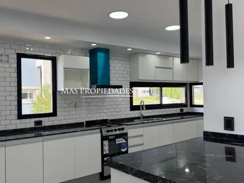 Casa en Venta en San Lucas, USD 222.900