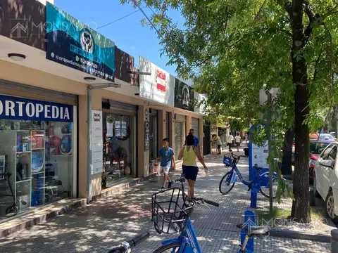 av Villanueva al 1600