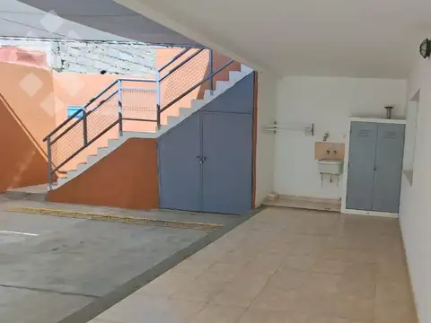 Departamento en Venta con 6 cocheras