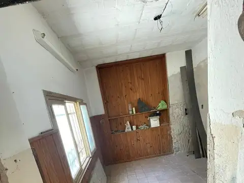 Crisostomo Alvarez al 5800