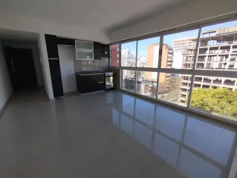 Cramer al 2700, entre Ugarte y Rivera