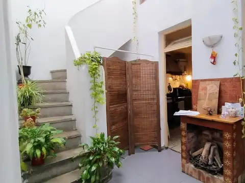 VENTA CASA 3 AMB + PATIO Y TERRAZA V. ALSINA